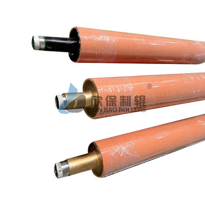 Verschleißbeständige und einheitliche Übertragung der Beschichtung Maschine Gummiwalzen und Balance der Zuführung Welle Kern